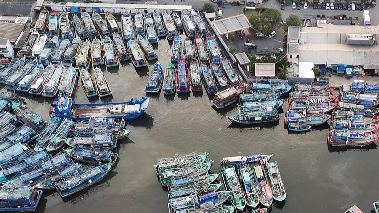 Judul: Kemarau Basah, Sebagian Nelayan Muara Angke  Tidak Melaut
