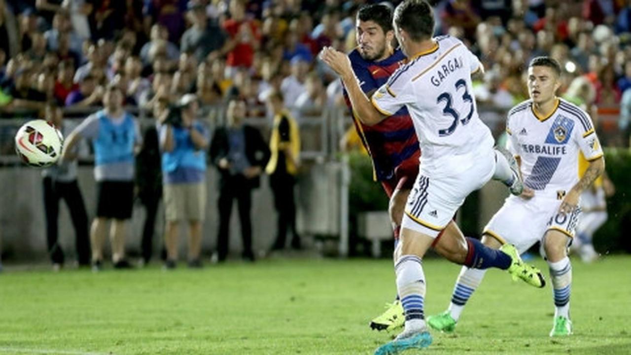 Reuni Suarez dan Gerrard, Barca tumpas LA Galaxy