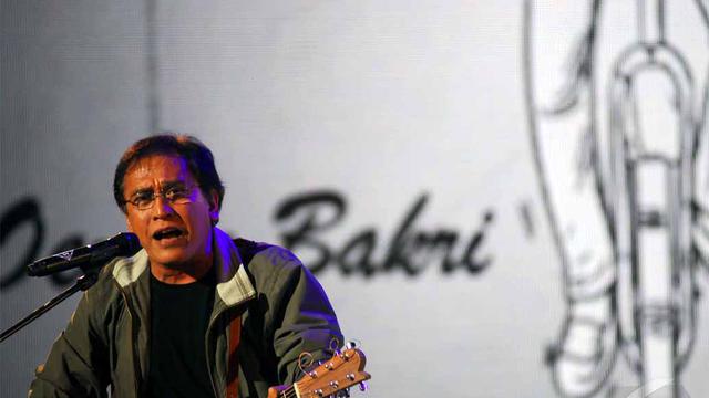 Terbongkar Ini Sosok Umar Bakri Yang Dinyanyikan Iwan Fals Citizen6 Liputan6 Com