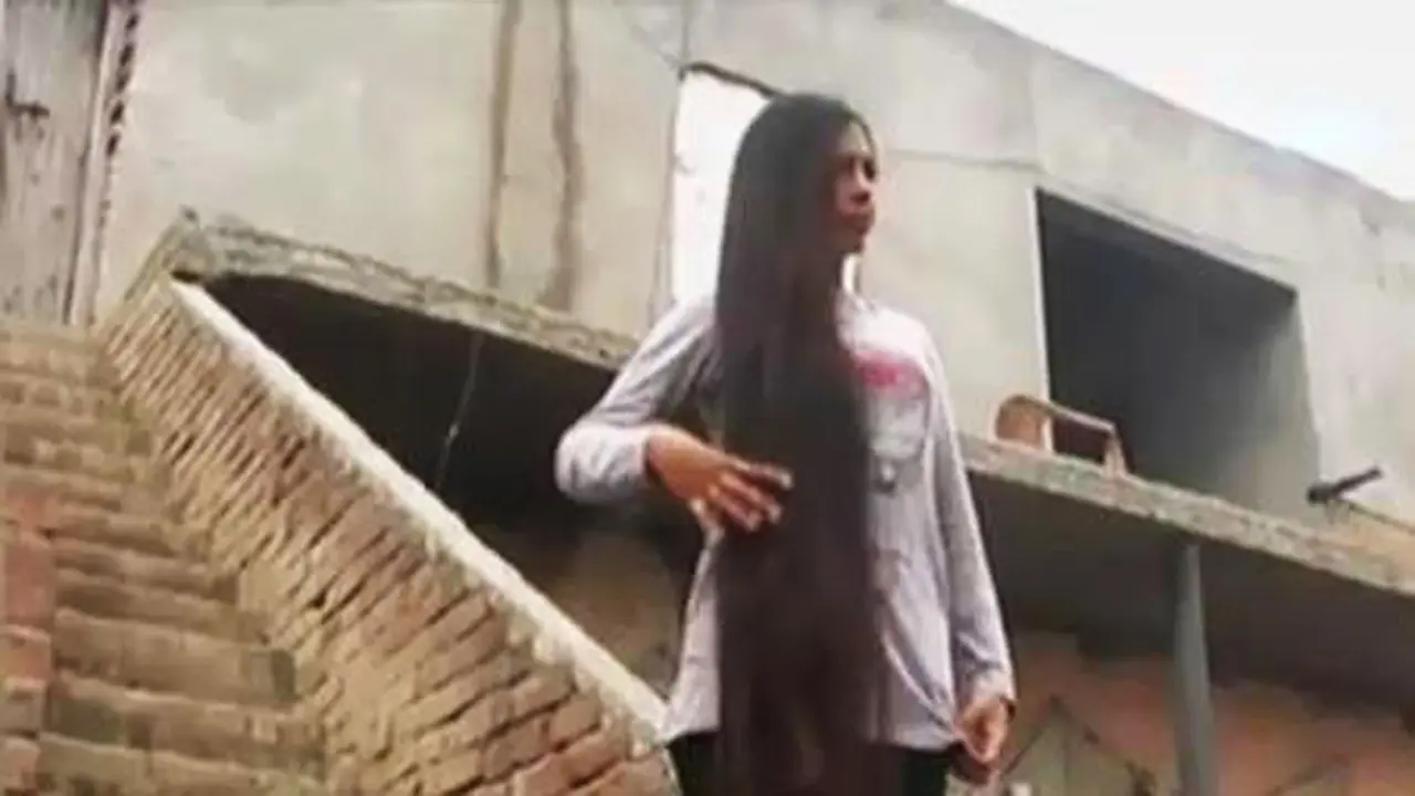 Jendela Dunia: Gadis India Ini Miliki Rambut Panjang bak Rapunzel