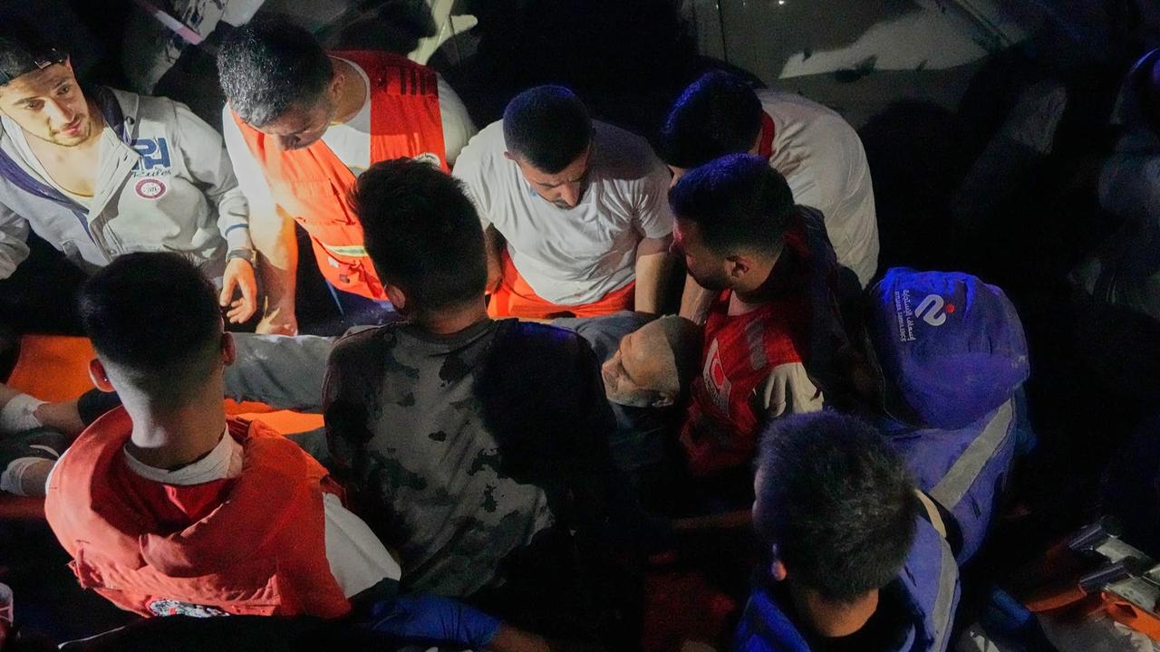 FOTO: Serangan di Lebanon Tewaskan Puluhan Warga dalam 24 Jam Terakhir
