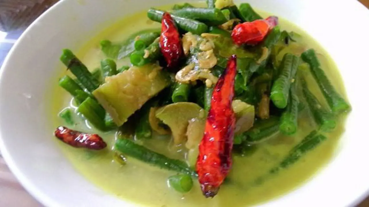 Sayur masak lodeh selain memiliki rasa enak juga memiliki nutrisi sehat/copyright cookpad.com