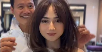 Syifa Hadju tampil dengan gaya rambut terbaru, yang membuat ia tampak semakin cantik memesona. [Foto: Instagram/warisirwanteam]