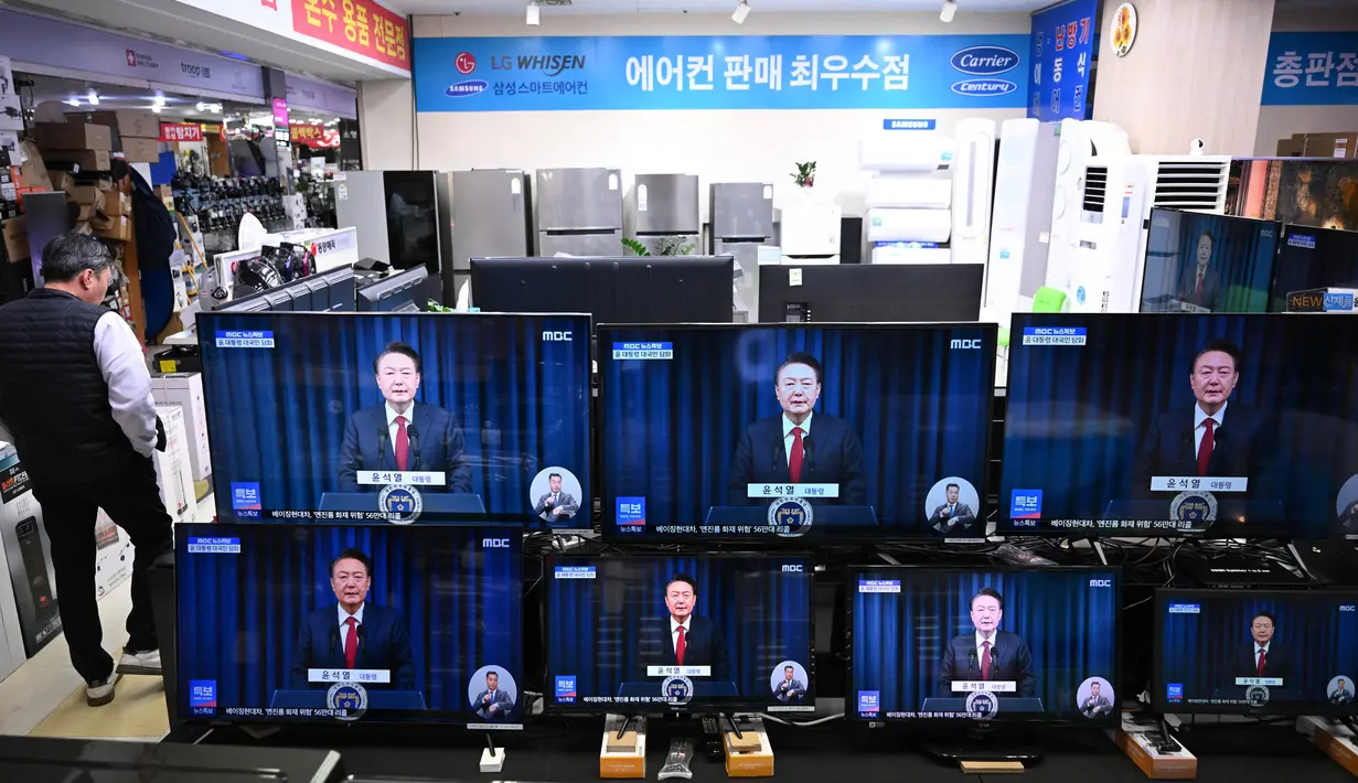 Keputusan darurat militer telah menyebabkan kecemasan dan ketidaknyamanan bagi warga Korea Selatan. (Jung Yeon-je/AFP)