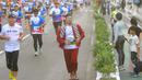 Ribuan pelari saat mengkuti lomba lari Jakarta International Marathon (JAKIM) 2024 di Jalan MH.Thamrin, jakarta, Minggu (23/8/2024). (merdeka.com/Arie Basuki)