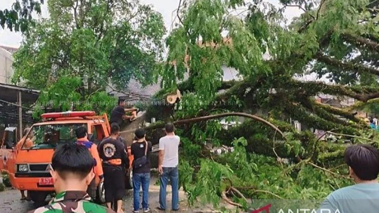 Waspada! BMKG Peringatkan Cuaca Buruk di Lebak dan Pandeglang