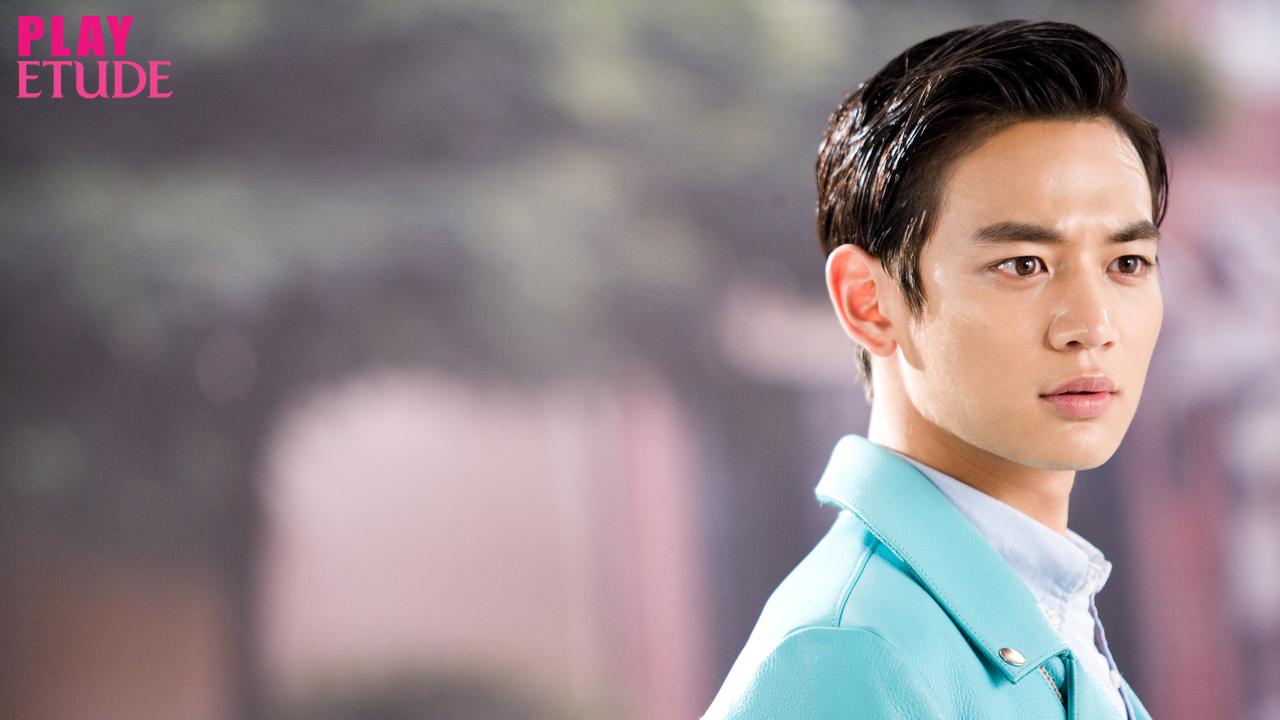 Minho SHINee Rela ke Brazil Tonton Tim Kesayangan