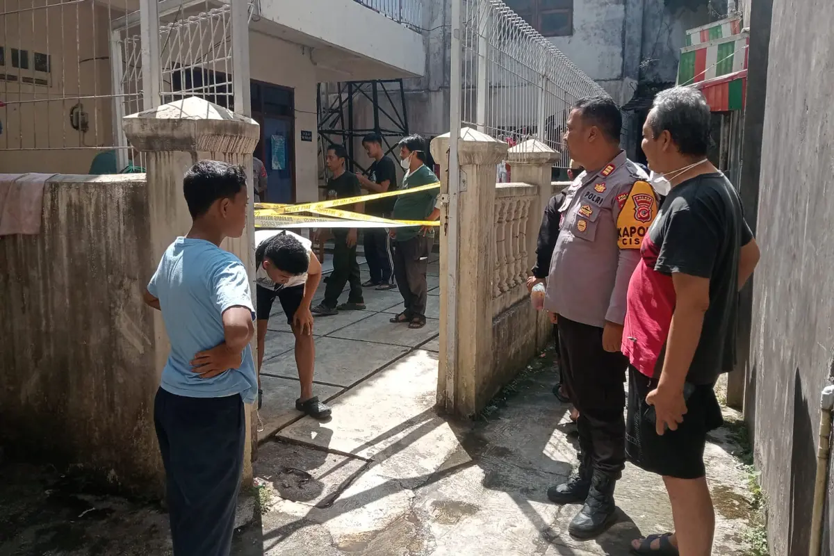 Identitas Mayat Membusuk di Kontrakan Sukabumi Terungkap, Polisi Temukan Balsem dan Bawang Putih