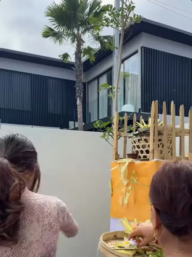 Rumah Baru Jennifer Bachdim