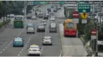 Para joki berharap ada lapangan pekerjaan yang disediakan Pemprov DKI Jakarta jika resmi menghapuskan aturan 3 in 1. Dan alasan penurunan BBM tak bakal besar.