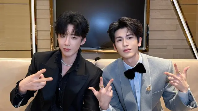 Zhang Linghe dan Liu Yuning