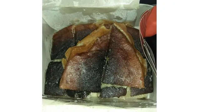 5 Potret Martabak Tak Sesuai Ekspektasi Ini Bikin Enggak Nafsu Makan