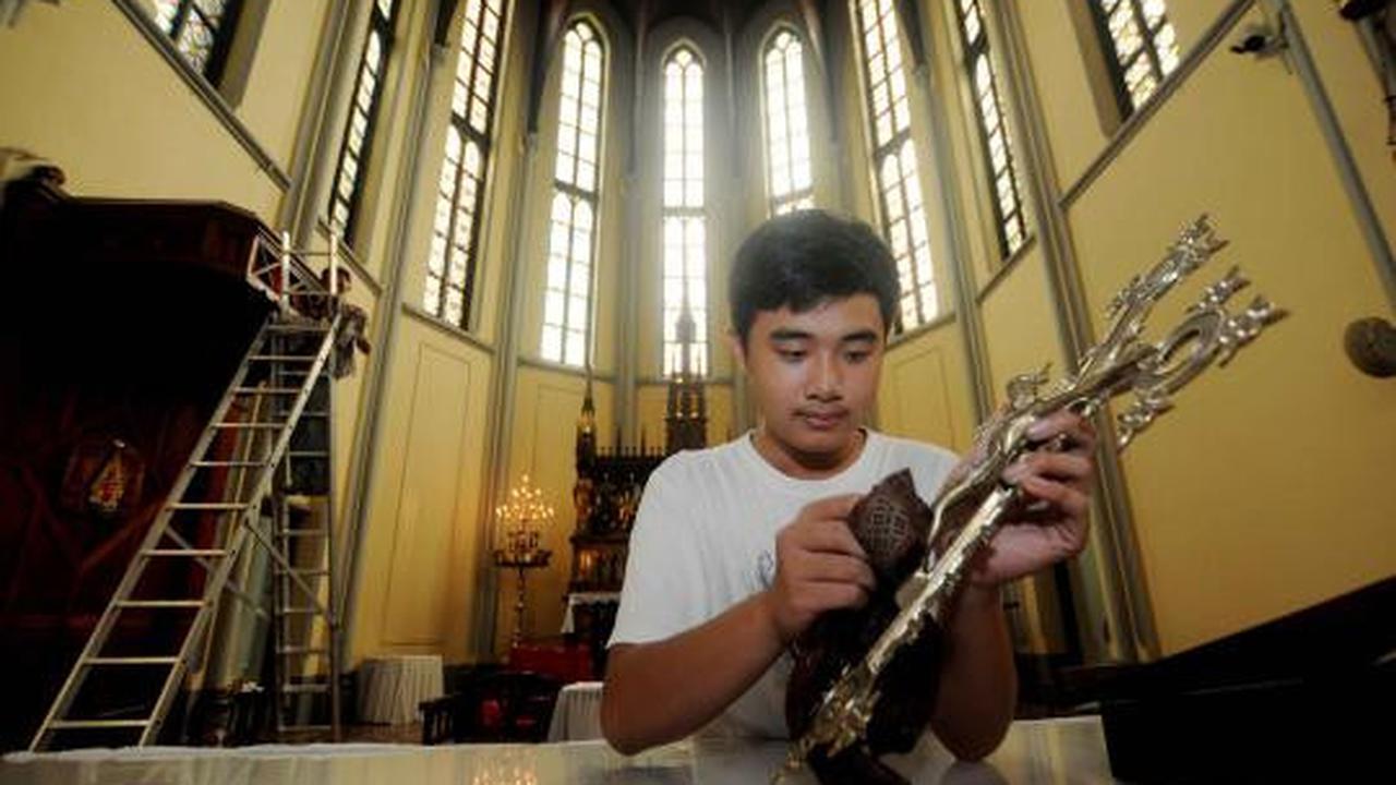 Jelang Natal, Gereja Katedral dipercantik