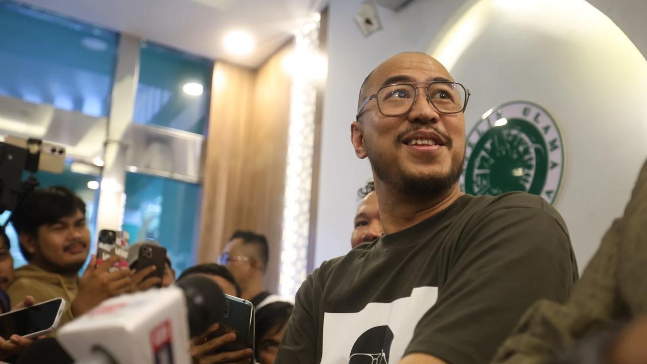 FOTO: Pandji Pragiwaksono Datangi MUI untuk Tabayun Materi Komedi