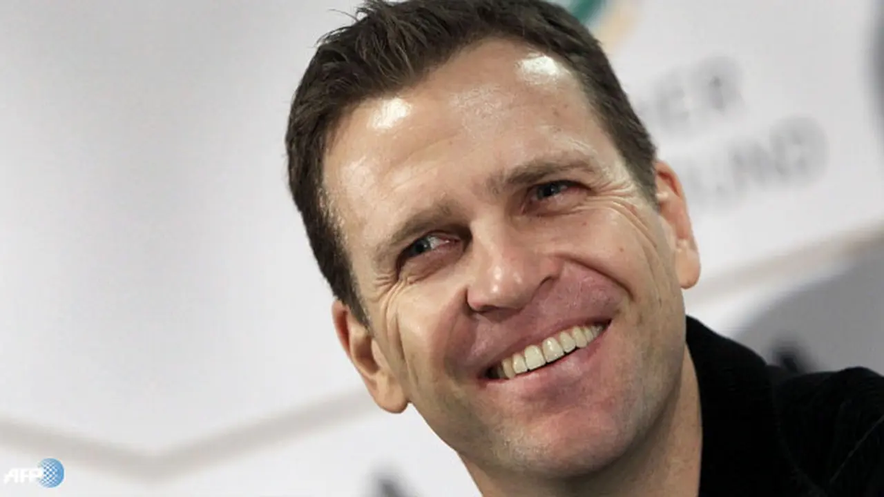 oliver-bierhoff-130325-logo.jpg