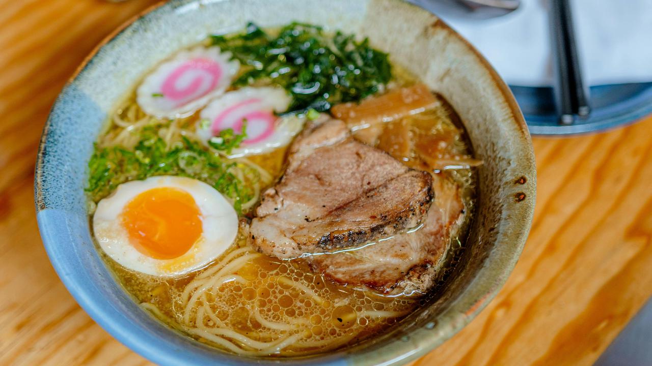 Berapa Kalori dan Nutrisi dari Ramen? Ketahui Manfaat dan Dampaknya Sebelum Menyantapnya