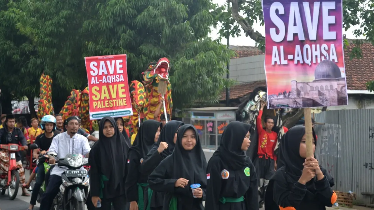 Barongsai turut ambil bagian dalam demonstrasi menolak Yerusalem ibu kota Israel. (Foto: Liputan6.com/Muhamad Ridlo).