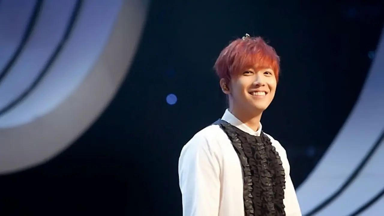 lee-hong-ki-131008b.jpg