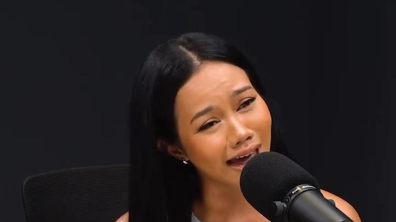 Yura Yunita Didoakan Sang Mama Sambil Menangis Agar Bisa Mencintai MU Klub Favorit Donne Maula