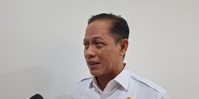 Diduga Perparah Banjir, KLH Segel Sementara Sejumlah Tambang di Sumbar