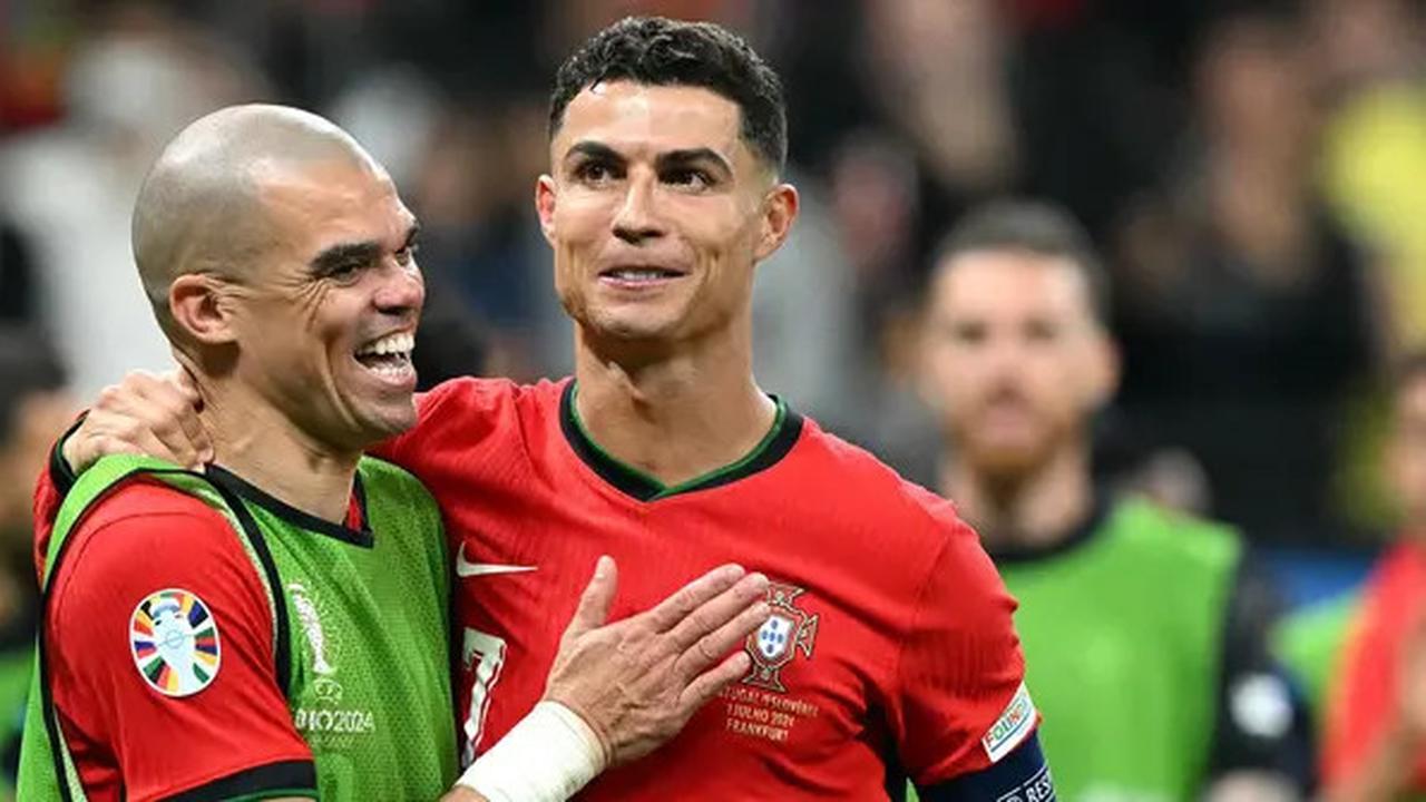 Cerita Pepe Ungkap Sikap Cristiano Ronaldo yang Bikin Terenyuh di Real Madrid, Tawarkan Gajinya agar Tidak Hengkang