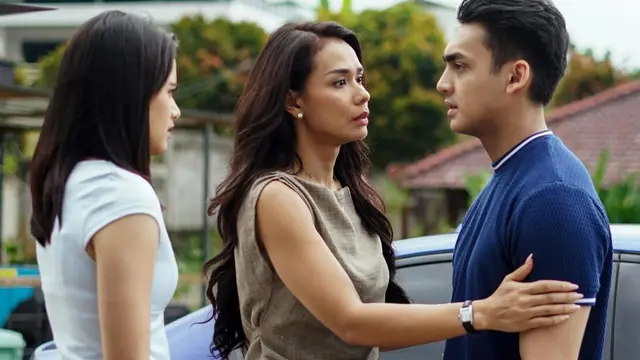 Series Manis Di Bibir