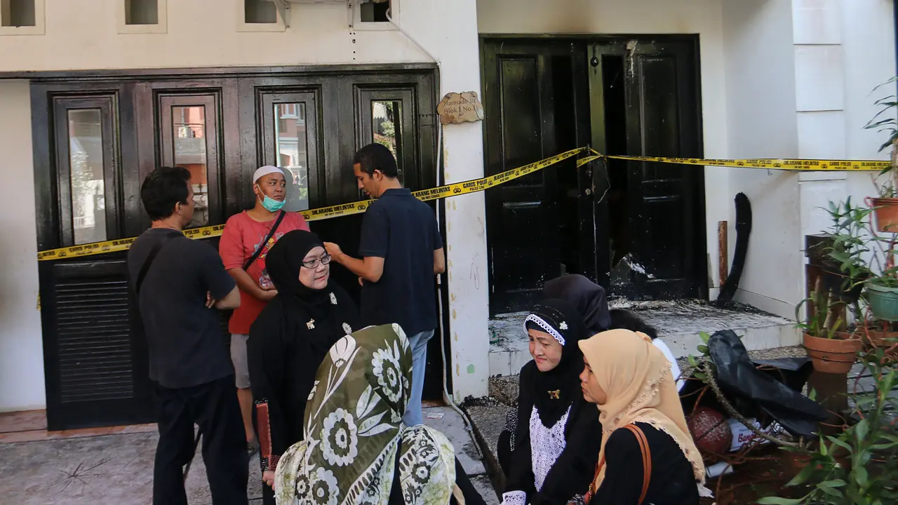 Rumah Uje Terbakar