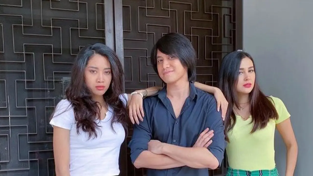 Kevin Aprilio dan Widi Viera