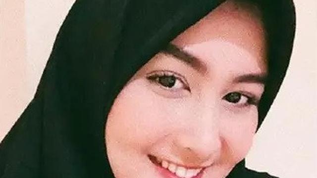 Talitha Curtis Berhijab