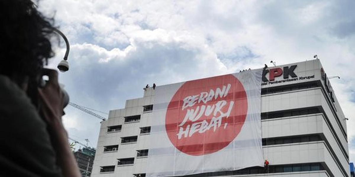 Mengamputasi wewenang KPK