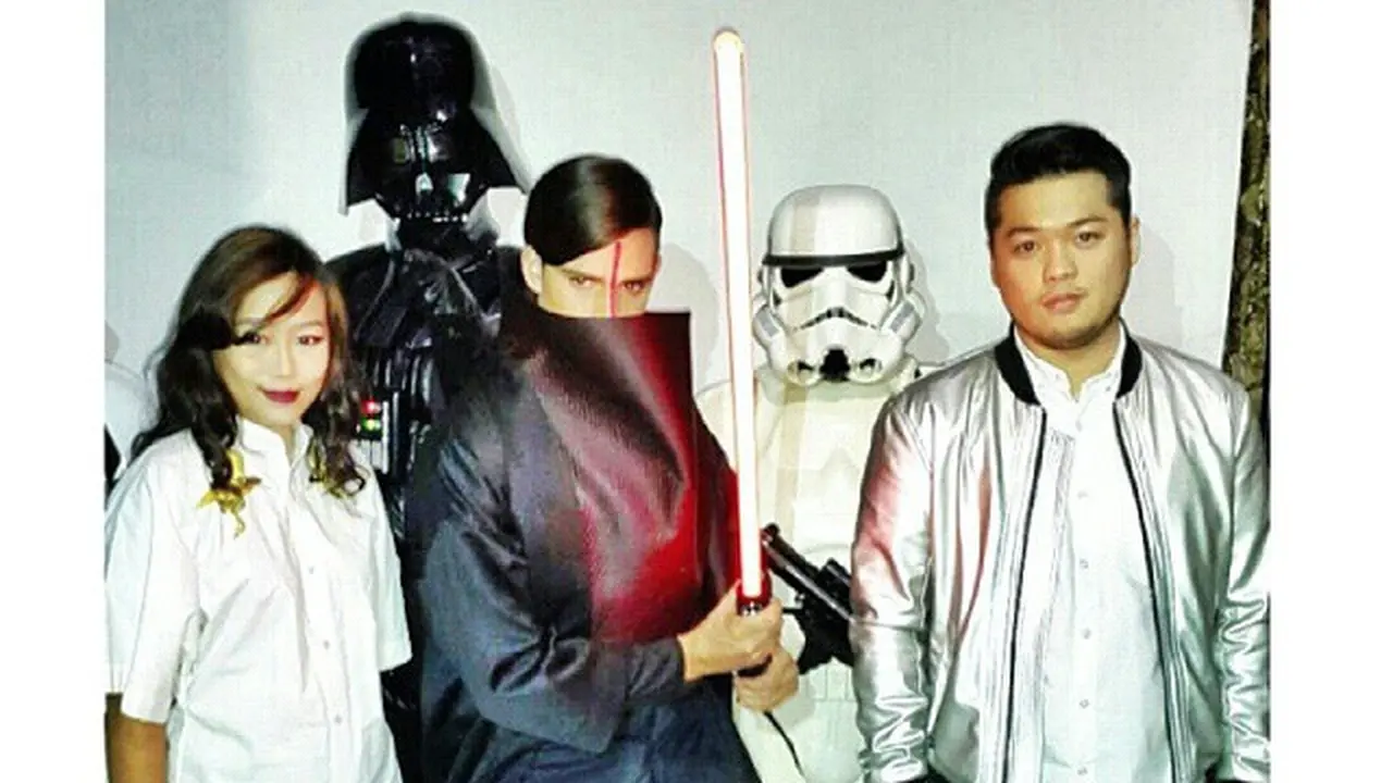 6 Potret Sean dan Sheila Pemilik Brand 'Sean Sheila' yang Diundang ke Paris Fashion Week