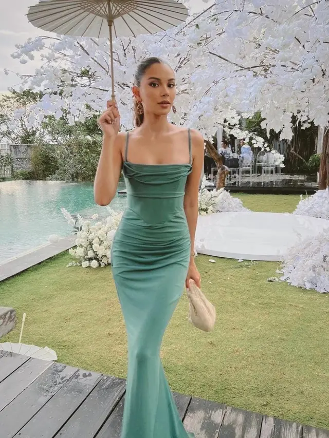 Inspirasi Outfit Dress Ala Alyssa Daguise