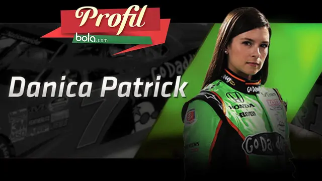 Danica Patrick, Pembalap Mobil Nascar cantik asal Amerika Serikat berusia 33 tahun adalah wanita pertama yang memenangkan posisi pole pada acara NASCAR 2008.