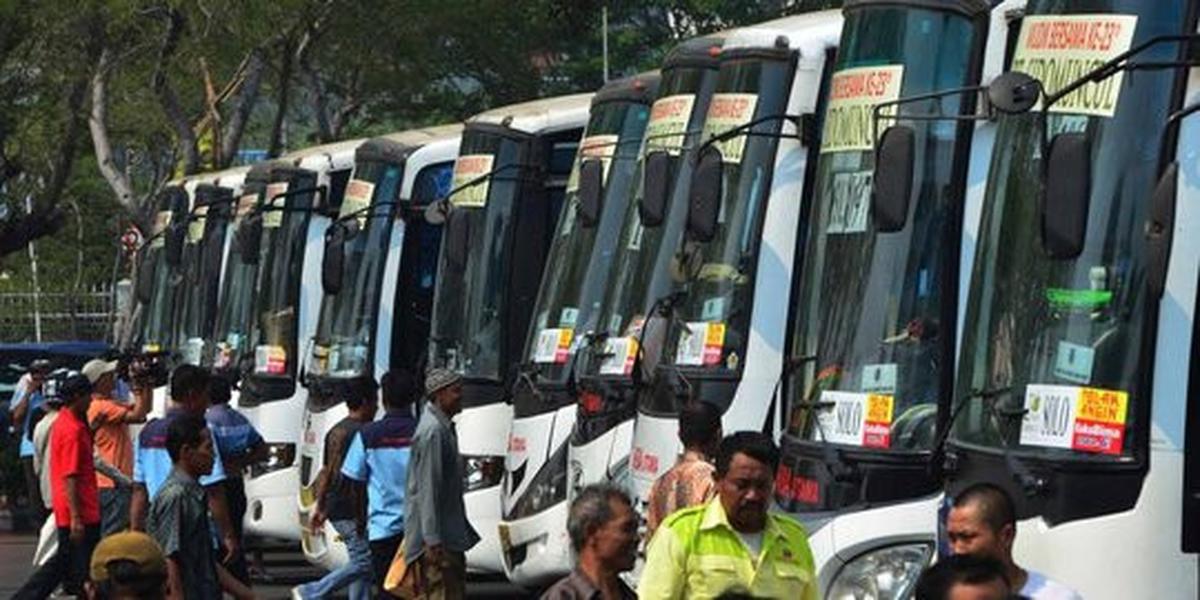 Mimpi monitor seluruh trayek bus