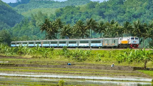 KAI Buka Penjualan Tiket Kereta Api untuk Libur Natal dan Tahun Baru Mulai Hari Ini 7 November 2024, Cek Caranya