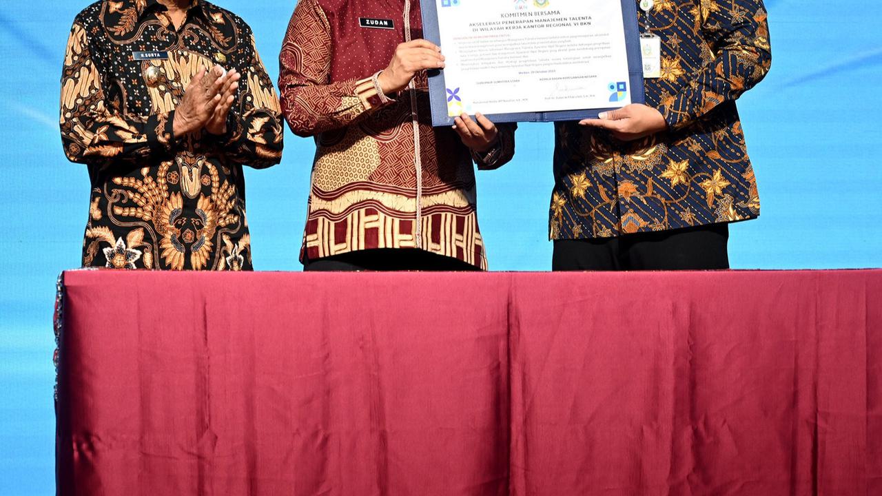 Gubernur Sumut Muhammad Bobby Afif Nasution, pada acara Penguatan Penerapan Manajemen Talenta ASN