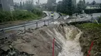 Pemandangan aliran sungai yang meluap di tepiannya, di Gran, Norwegia, Selasa, 8 Agustus 2023. (Stian Lysberg Solum /NTB Scanpix via AP)