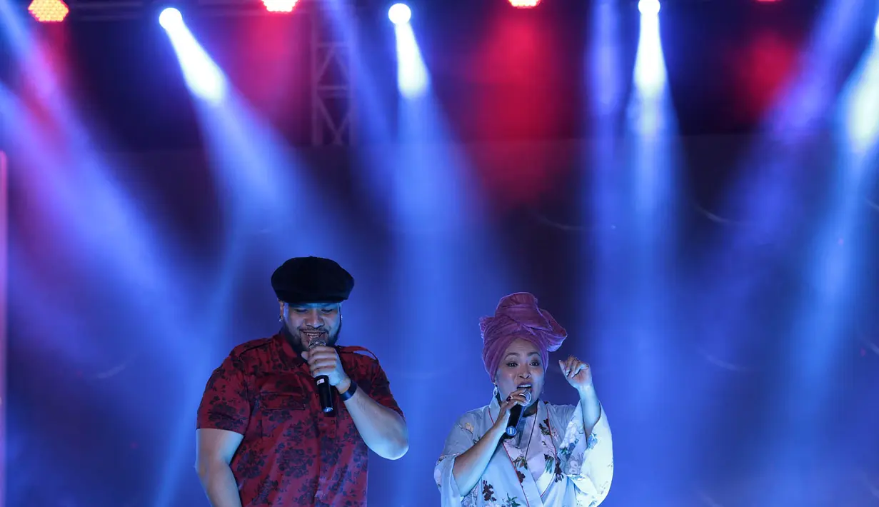 Minggu (27/8) acara Meikarta Music Festival merupakan hari terakhir sejak resmi dibuka, pada 19 Agustus. Pada hari terakhir The Groove tampil sekitar pukul 19.00 WIB. (Deki Prayoga/Bintang.com)