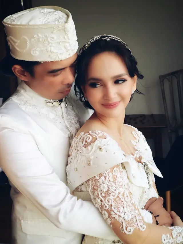 [Fimela] Angelica Simperler dan Rico Hidros