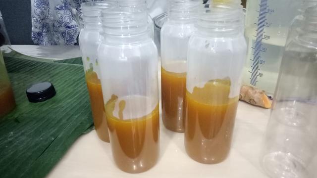 Jamu Kunyit Asem.