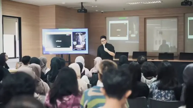 Belajar Bareng, Ini 7 Momen Umay Shahab Jadi Dosen Tamu di Vokasi Universitas Indonesia