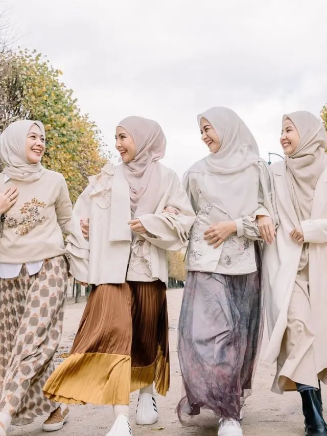 Natasha Rizky Bareng Sahabat