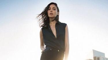 Gal Gadot Ternyata Sedang Hamil Saat Syuting Wonder Woman News Entertainment Fimela Com