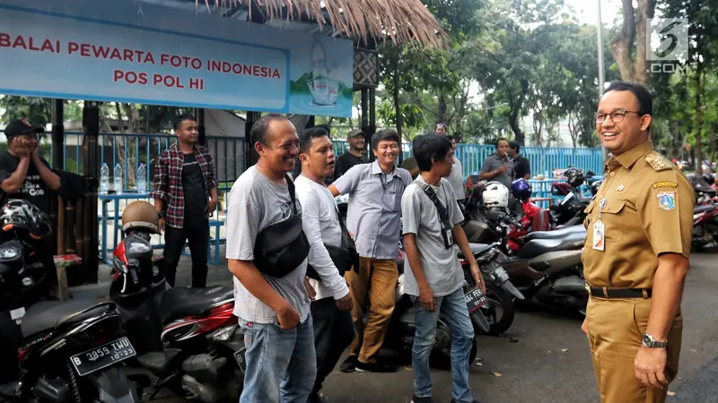 Anies Baswedan Tinjau Fasilitas Publik di HI