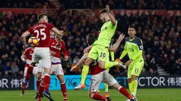 Menghadapi Middlesbrough, Liverpool langsung membuka keunggulan ketika pertandingan berjalan 29 menit. Umpan Nathaniel Clyne dikonversi menjadi gol Adam Lallana. (Action Images via Reuters/Ed Sykes) 