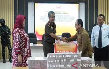 Kejati Kalsel Pulihkan Keuangan Negara Rp7,06 Miliar Akibat Insiden Jembatan Pulau Laut