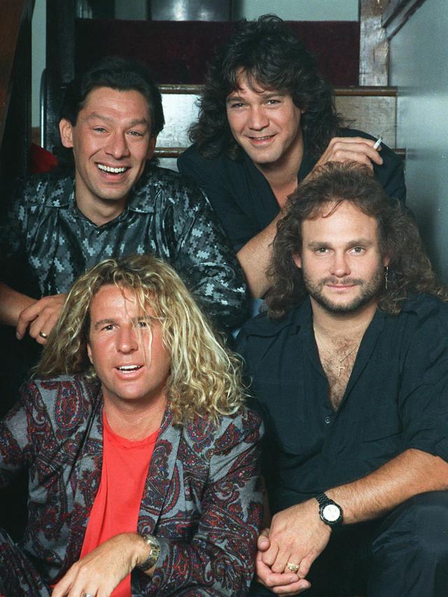 Van Halen pada 1988. Searah jarum jam: Alex Van Halen, Eddie Van Halen, Michael Anthony dan Sammy Hagar (AP Photo/File)
