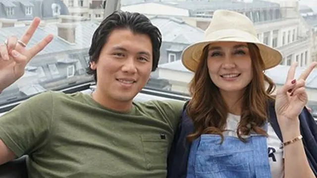 [Bintang] Luna Maya dan Reino Barack