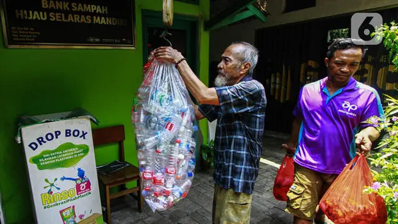 FOTO: Jurus Warga Kemayoran Sulap Sampah Menjadi Sumber Cuan