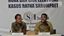 Peneliti LSI Denny JA, Ikrama M (kanan) didampingi moderator Muh Khotib saat merilis survei Elektoral dan Efek Kasus Ratna Sarumpaet di Jakarta, Selasa (23/10). (Merdeka.com/ Iqbal S. Nugroho)